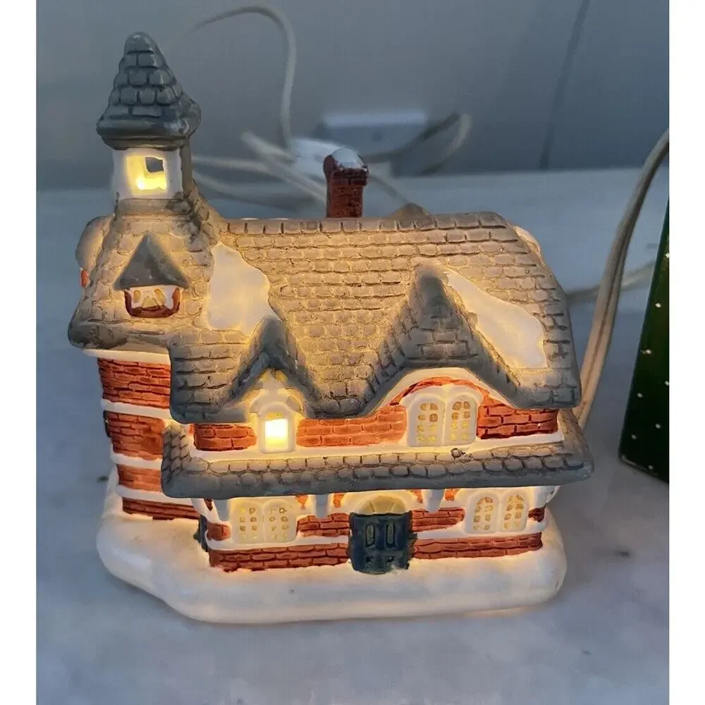 Vintage MiniTown USA Train Depot‎ Light-up Christmas Village 90s Tested Works